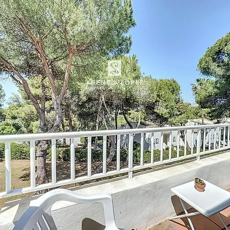 Διαμέρισμα Oasis Beach *