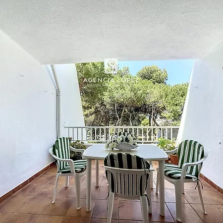 Διαμέρισμα Oasis Beach